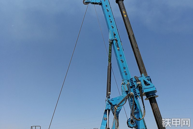 宇通YTR360D旋挖钻整机外观