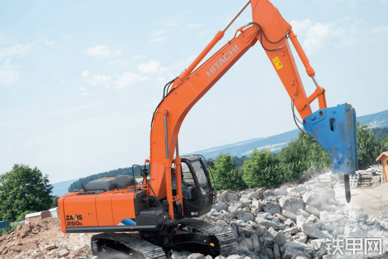 日立 ZX250K-5A挖掘机整机外观
