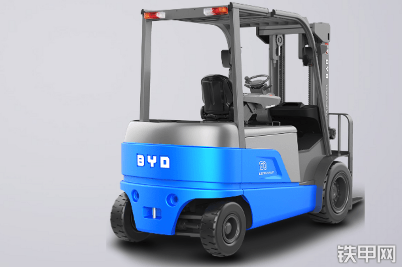 比亚迪CPD40叉车整机外观