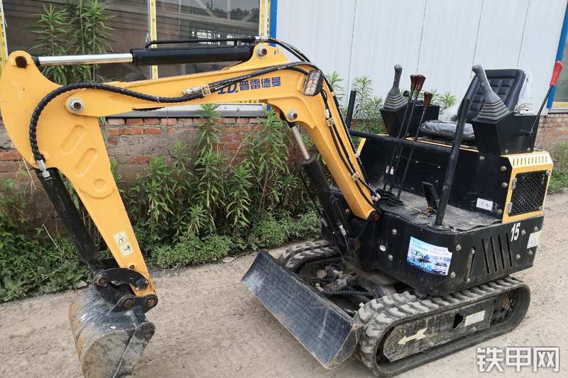 普雷德曼pldm15履带式挖掘机