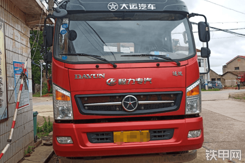 大运42平板运输车