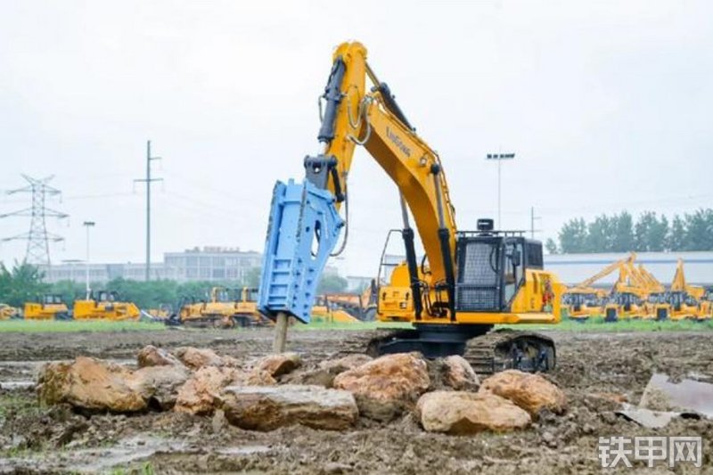 柳工CLG956EHD挖掘机整机外观