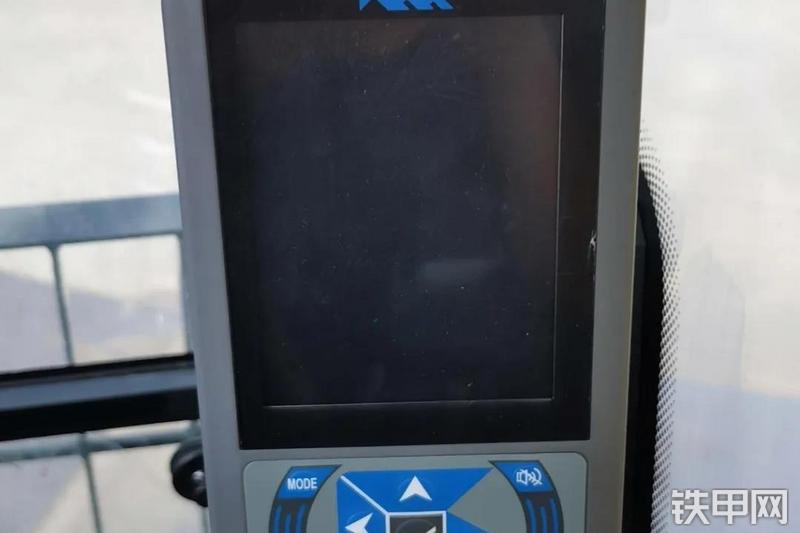 山推SE235LC-9挖掘机局部