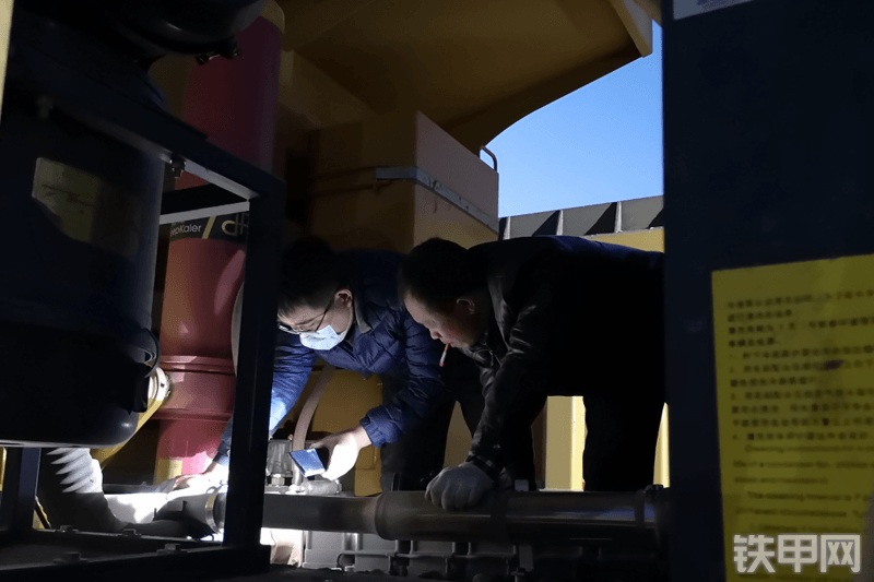 卡特彼勒D3K2推土机整机外观