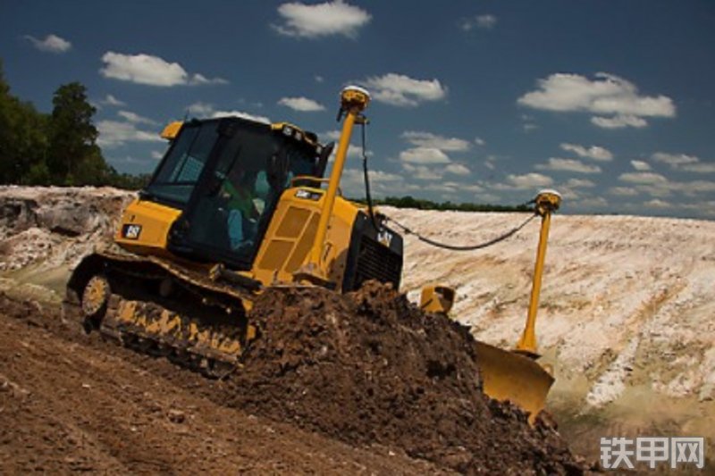 卡特彼勒D3K2推土机整机外观