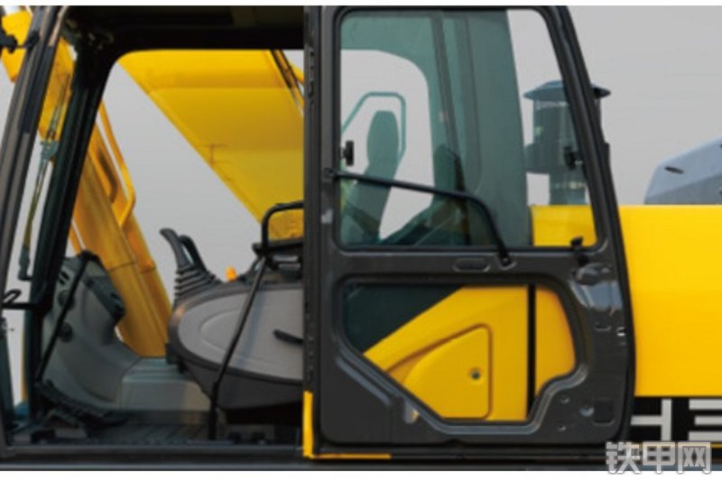 住友SH360HD-6挖掘机局部