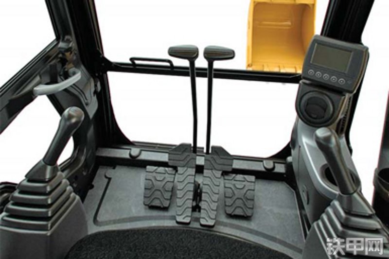 卡特彼勒CAT®313D2 L 小型液压挖掘机局部