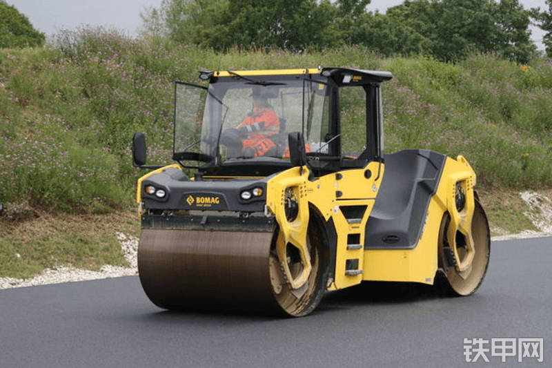 宝马格bw206ado50双钢轮压路机