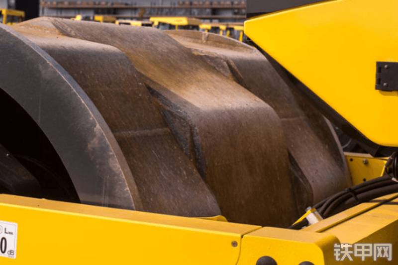 宝马格BW226DI-5压路机局部