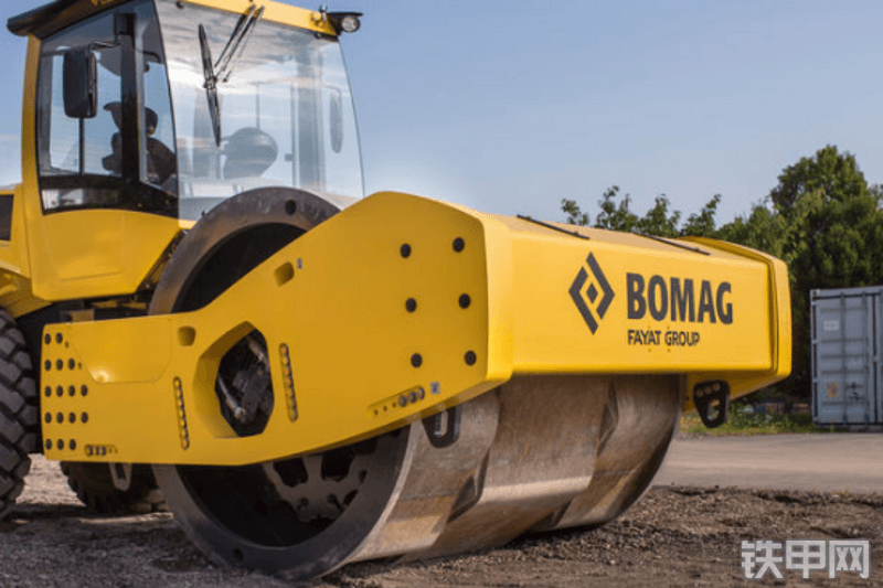 宝马格BW226DI-5压路机整机外观