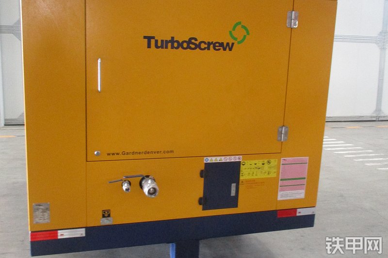 格南登福C210TS-21空气压缩机整机外观