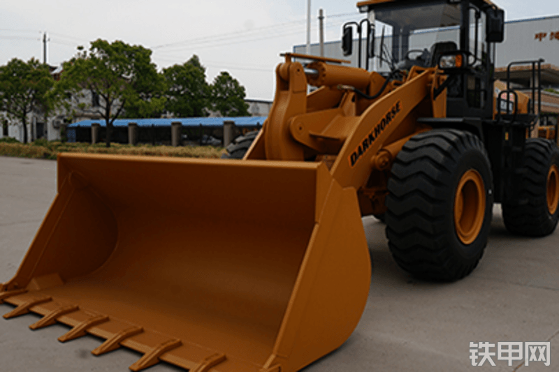 中泽华威hm50cng轮式装载机