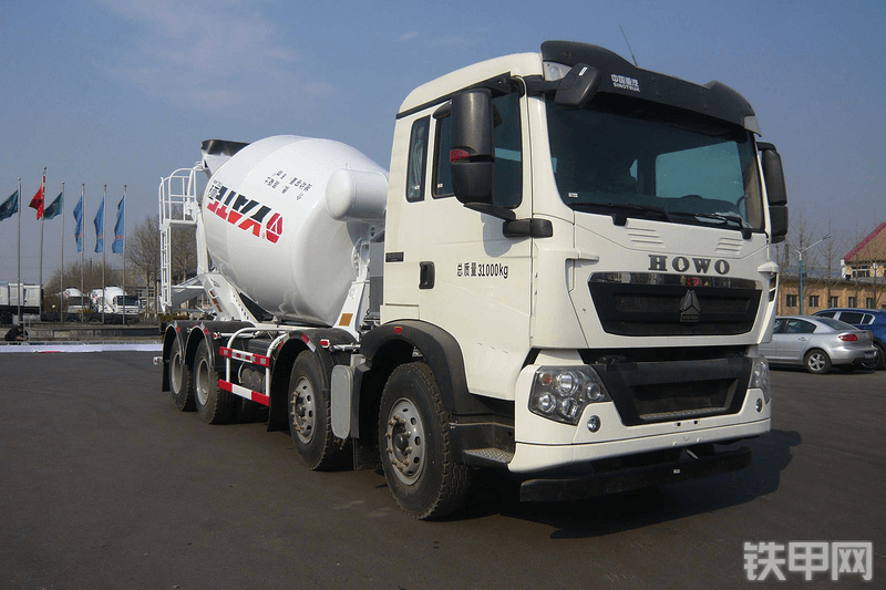 亚特重工TZ5317GJBZG8E2搅拌运输车整机外观