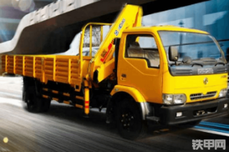 徐工KSQZ84.2起重机整机外观