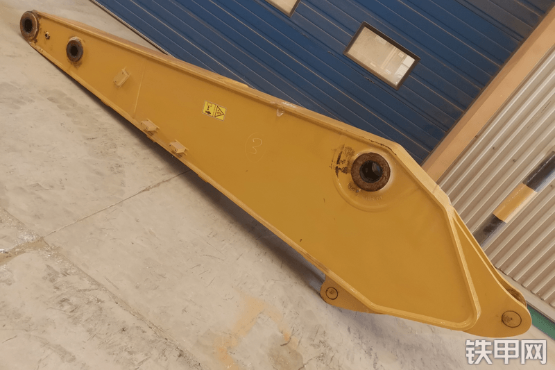 卡特彼勒329配件整体外观( )