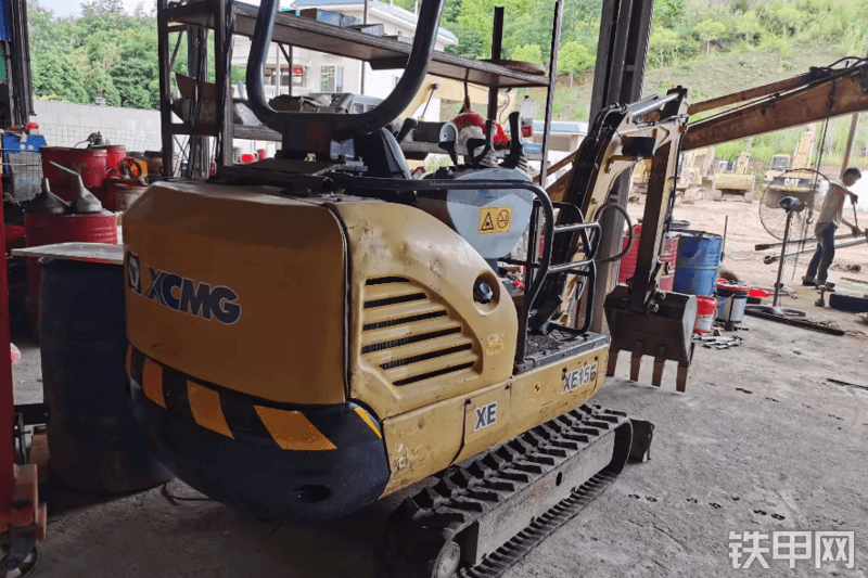 徐工xe15c履带式挖掘机
