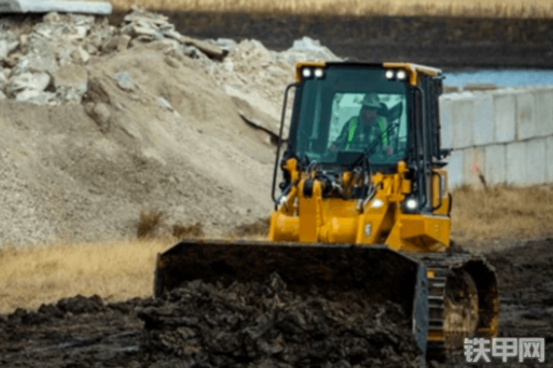 卡特彼勒963履带式装载机