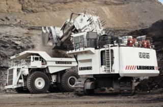 利勃海尔R995矿用挖掘机整机外观