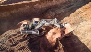 利勃海尔R9200矿用挖掘机整机外观