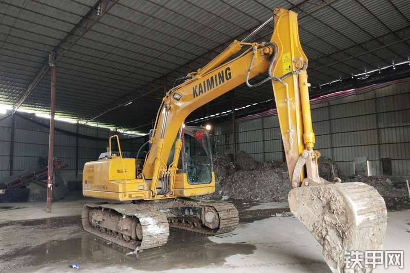 佳明重工8150E-6挖掘机整机外观