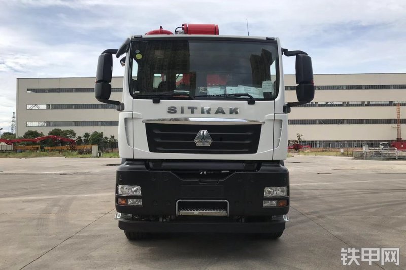 三一重工SYM5448THBF 560C-8A泵车整机外观