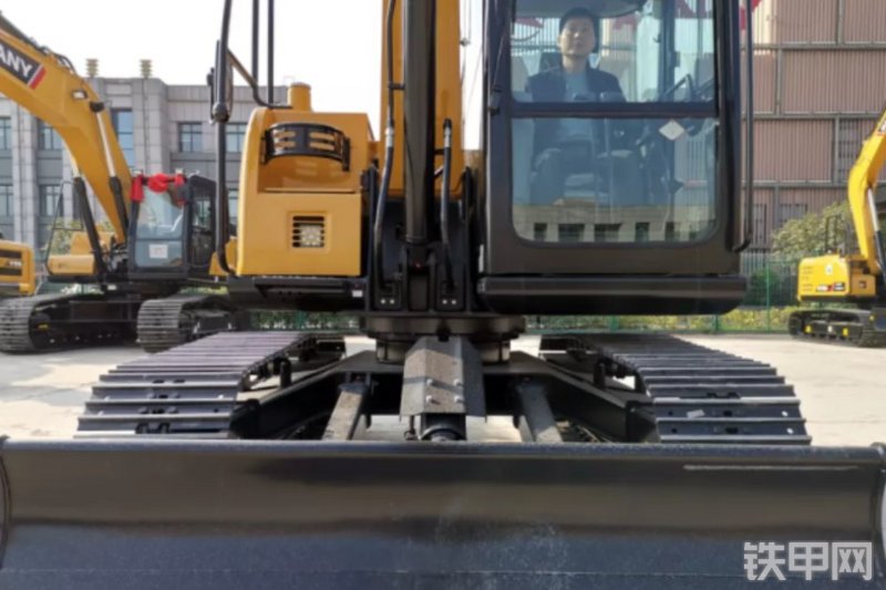 三一重工SY70C Pro挖掘机局部