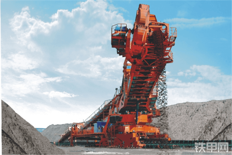 中联重科DQL1500/2060.35堆取料机整机外观