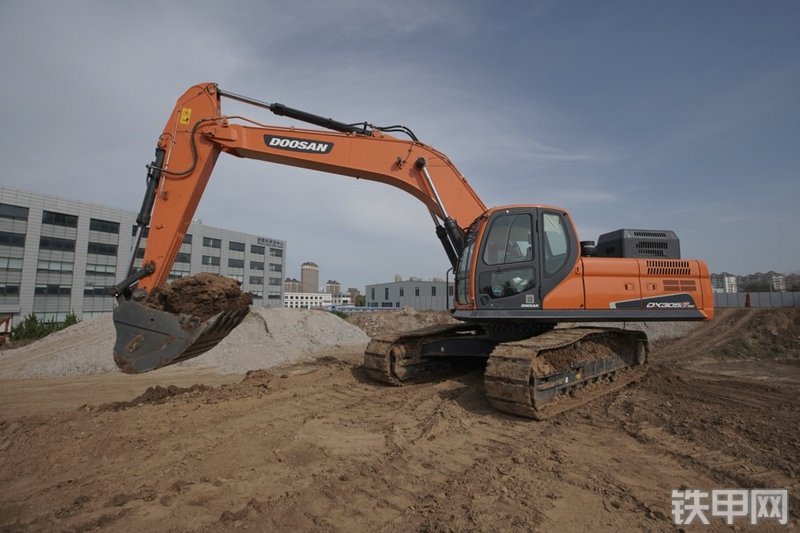 迪万伦dx305lc9cace履带式挖掘机