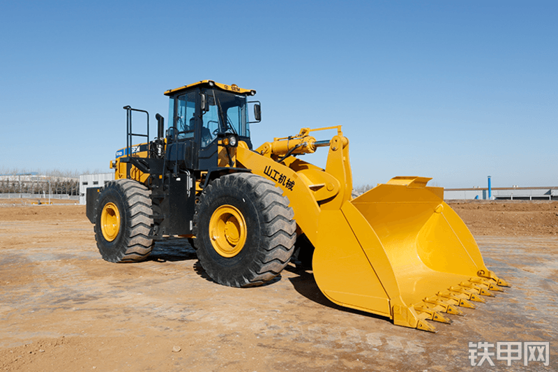 山工SEM676D装载机整机外观