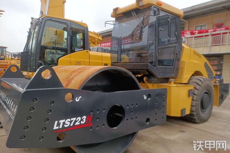 洛阳路通lts723h单钢轮压路机