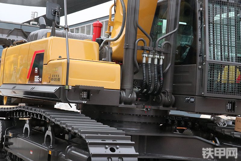 雷沃重工FR600E2-HD挖掘机整机外观