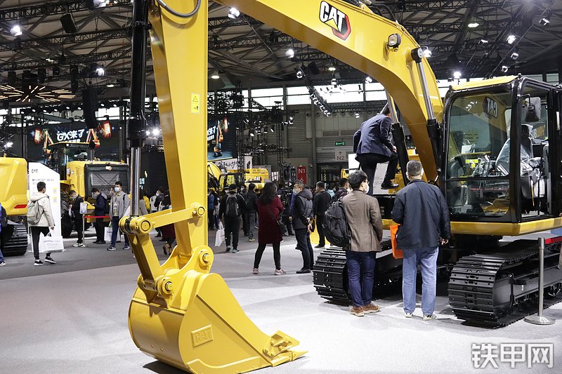 卡特彼勒CAT®313D2 GC 小型液压挖掘机展会( )