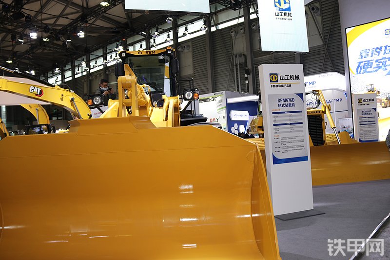 山工SEM676D装载机展会( )