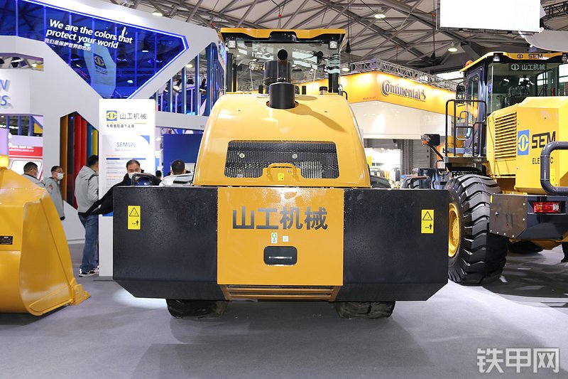 山工SEM526压路机展会( )