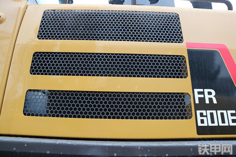 雷沃重工FR600E2-HD挖掘机局部