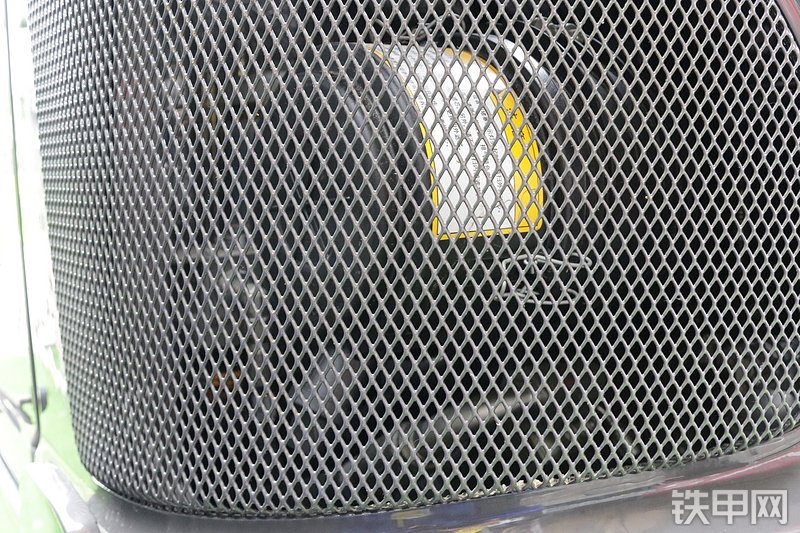 中联重科ZE55G挖掘机局部