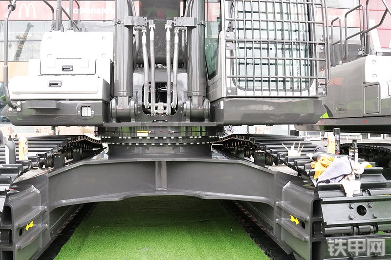 中联重科ZE490G挖掘机