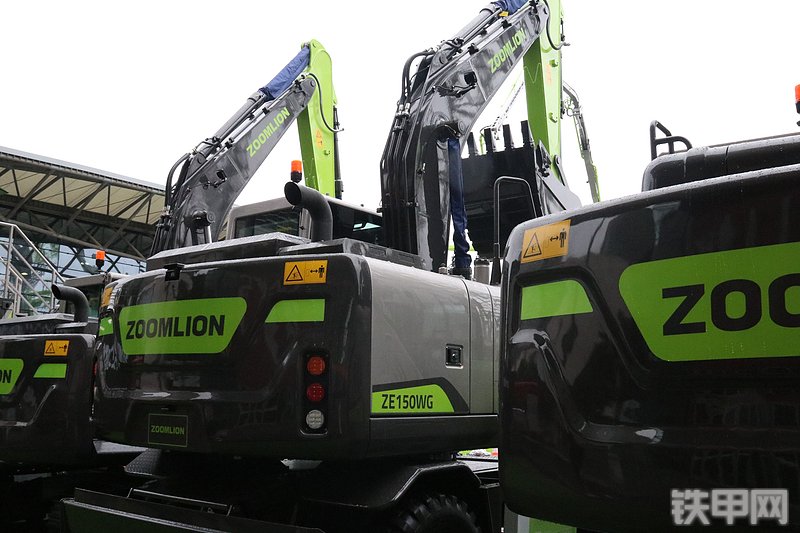 中联重科ZE150WG挖掘机整机外观