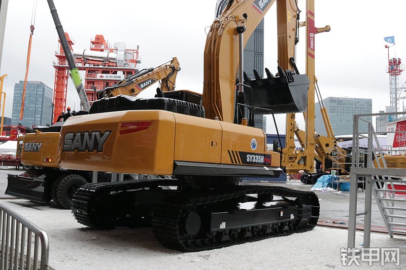 三一重工SY335H Pro挖掘机整机外观