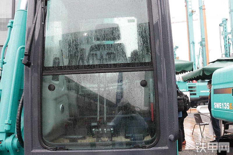 山河智能 SWE80E9挖掘机局部