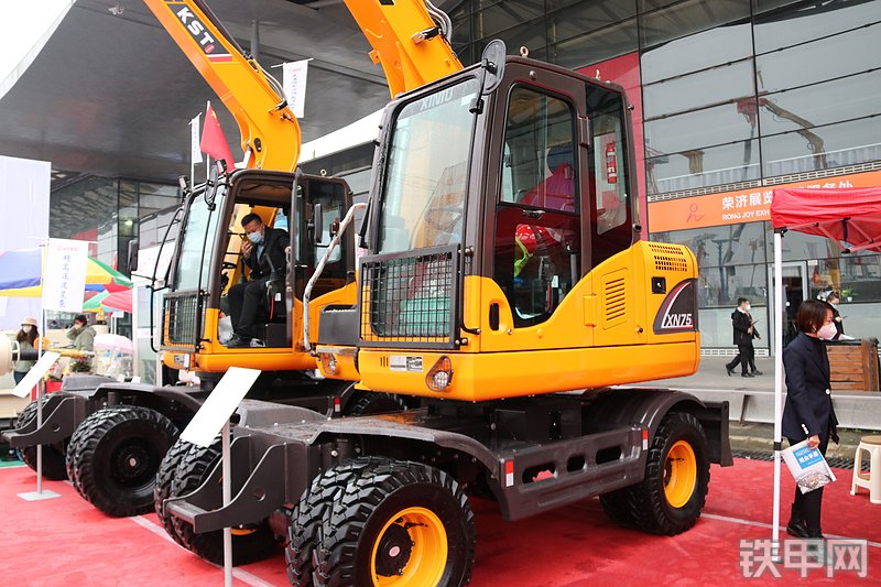 犀牛重工XN75Y挖掘机整机外观