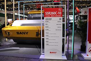 三一重工SSR260C-10压路机展会( )