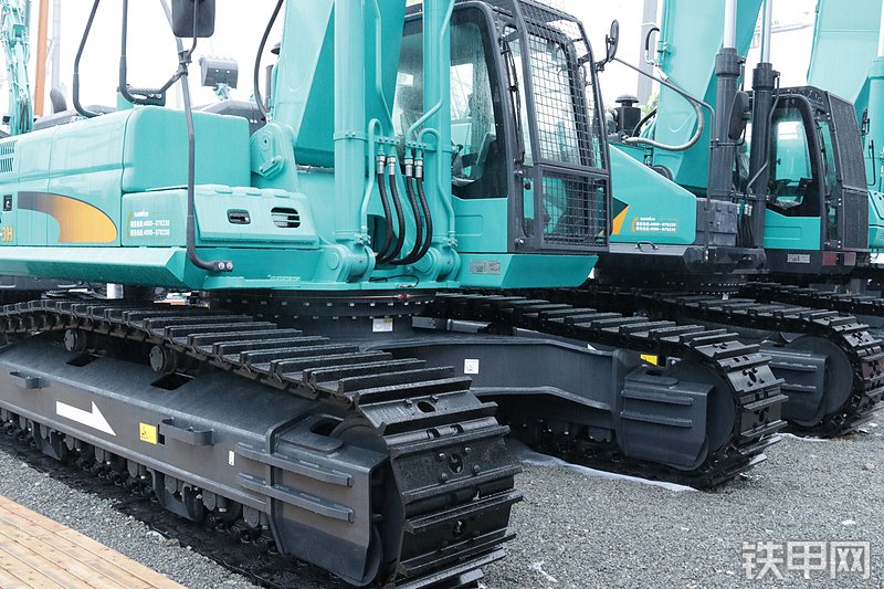 山河智能SWE400E-3H挖掘机局部