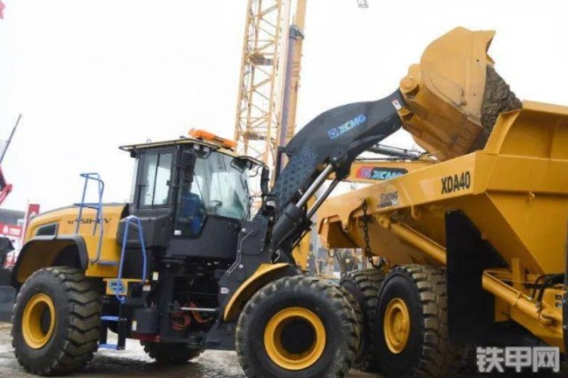 徐工XC958EV(电动)装载机整机外观