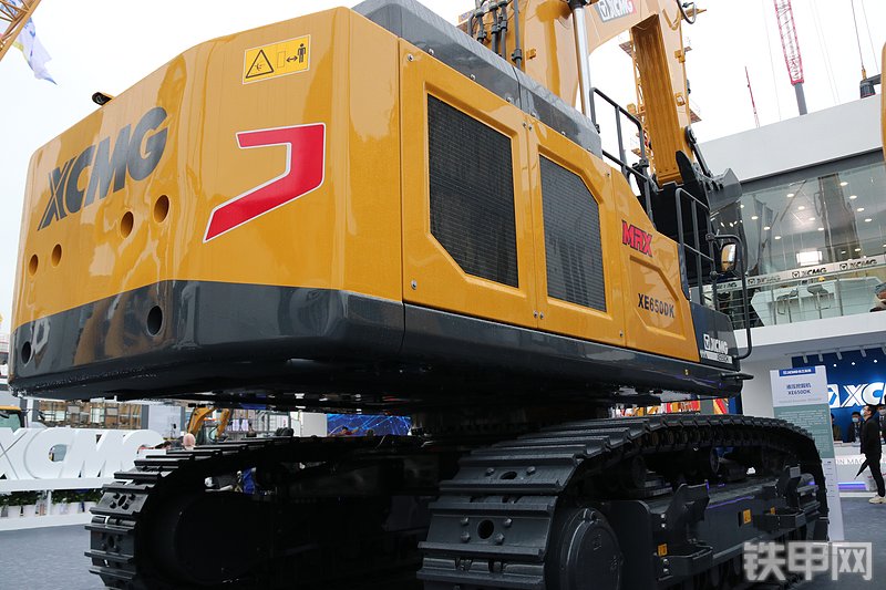 徐工XE650DK MAX挖掘机局部