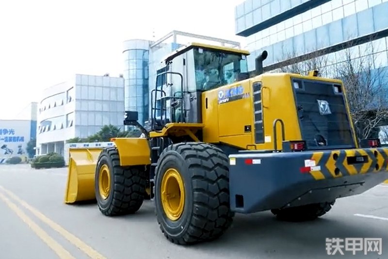 徐工LW700FV装载机整机外观