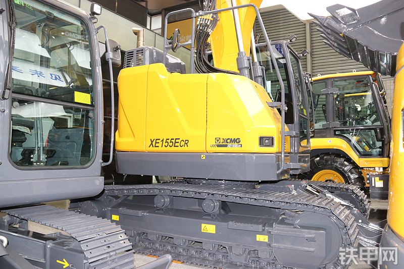 徐工XE155ECR挖掘机局部