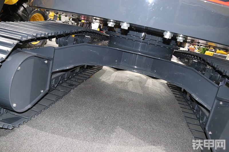 徐工XE155ECR挖掘机局部