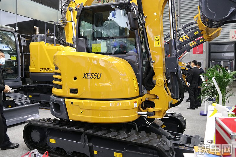 徐工XE55U挖掘机局部