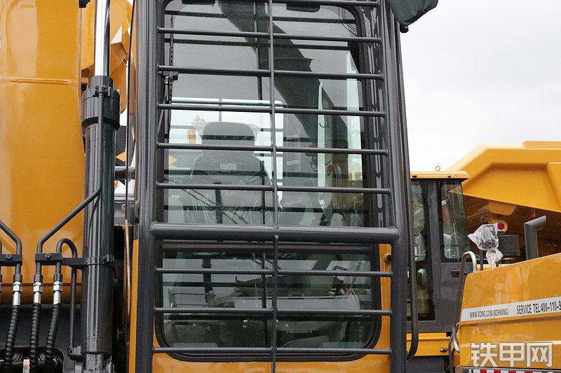 徐工XE135F（林业机械）挖掘机局部